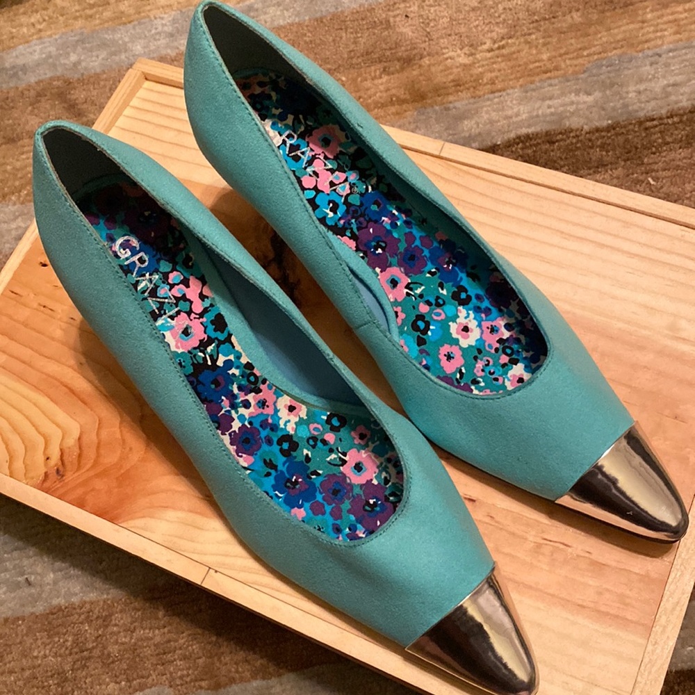 Grazia Aqua Heels with Silver Tips